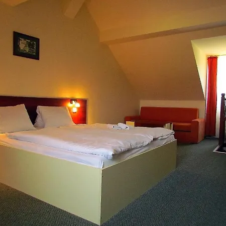 Aparthotel Ochsendorf 3* Horni Blatna